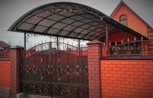 завод кованных изделий, металлические раздвижные решетки на окна